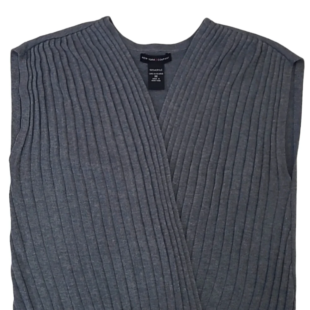 New York & Co. Acrylic Sweater Vest Textured Cable Knit V-Neck Ribbed Cardigan